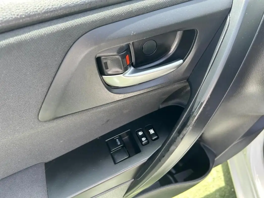 Toyota Auris II Touring Sports