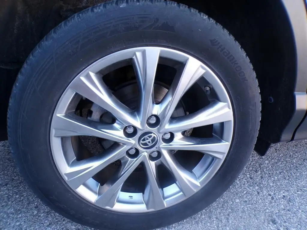 TOYOTA RAV 4 IV