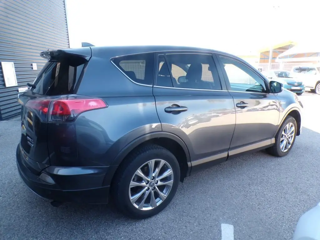TOYOTA RAV 4 IV