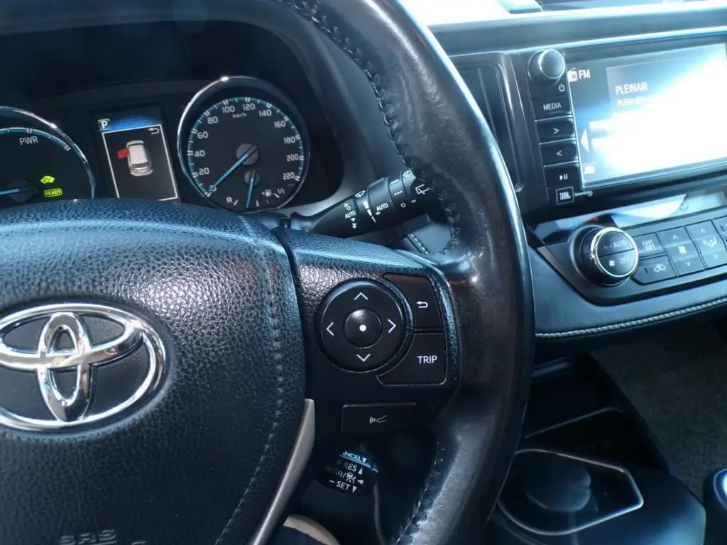 TOYOTA RAV 4 IV