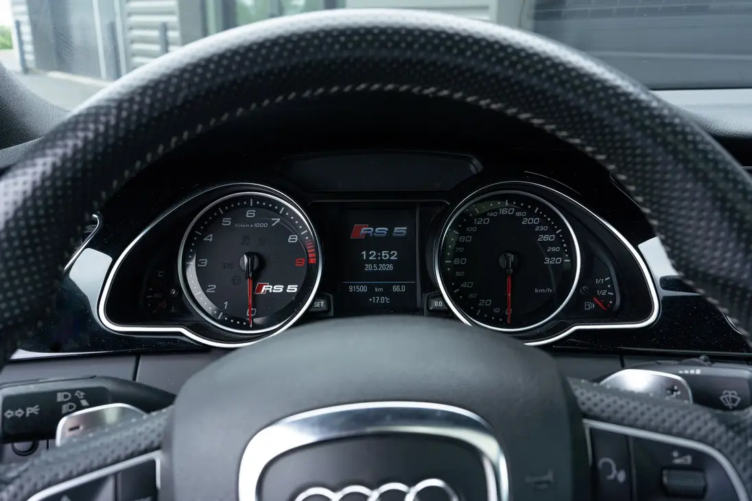 AUDI RS5