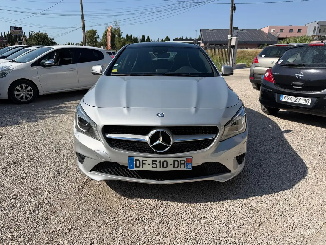 Mercedes Benz CLA