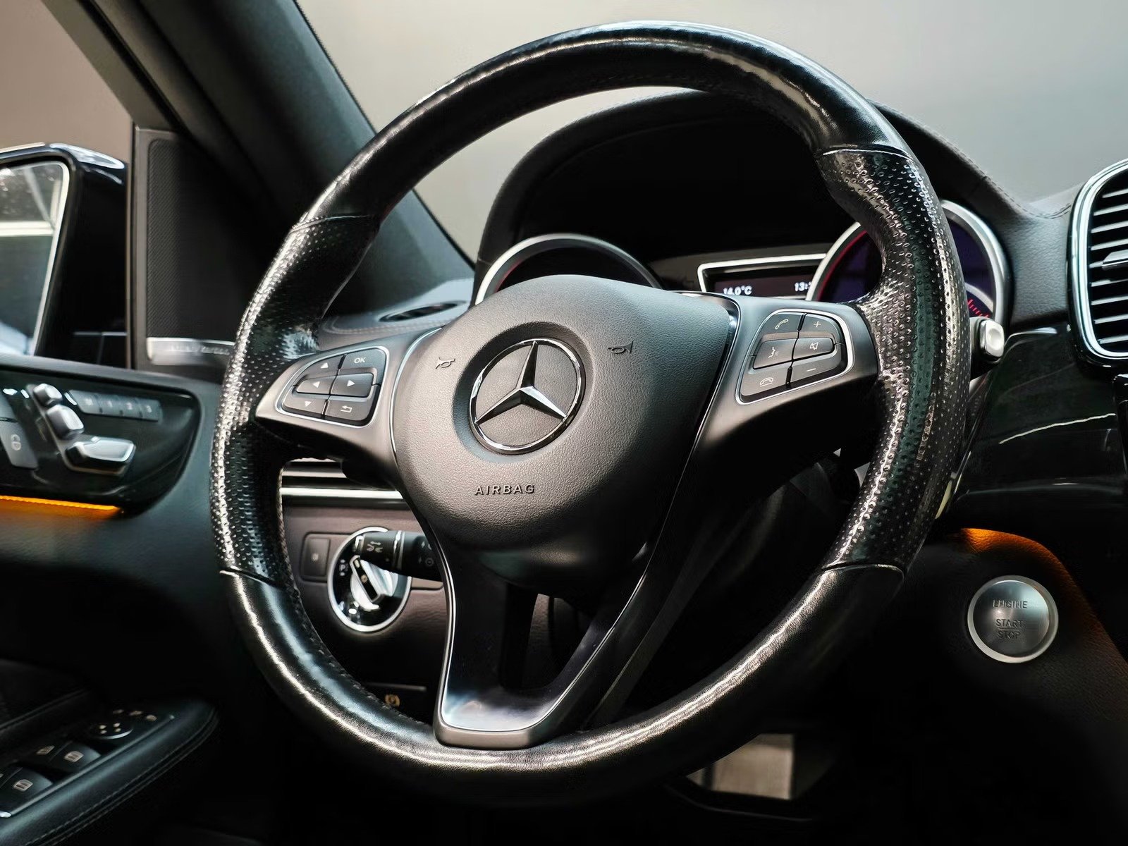 Mercedes-Benz GLE 400