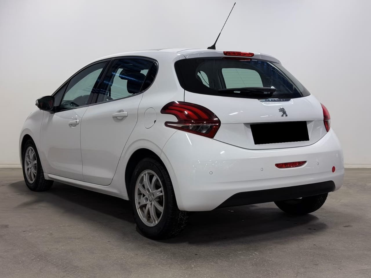 Peugeot 208 – 1.2 Puretech 110hk Automat