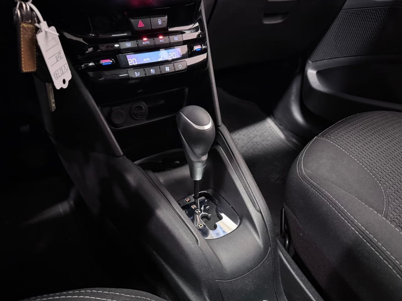 Peugeot 208 – 1.2 Puretech 110hk Automat
