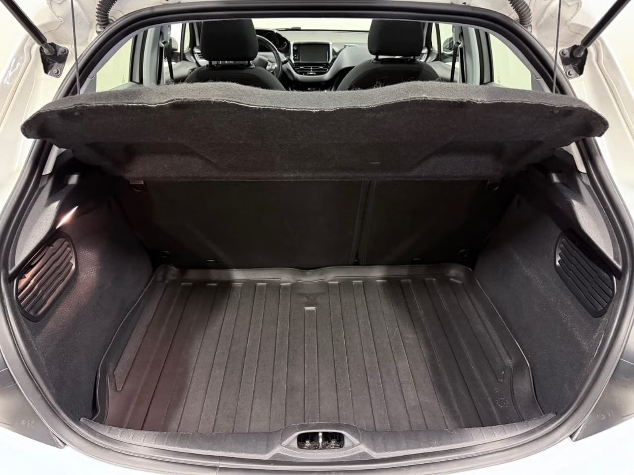 Peugeot 208 – 1.2 Puretech 110hk Automat